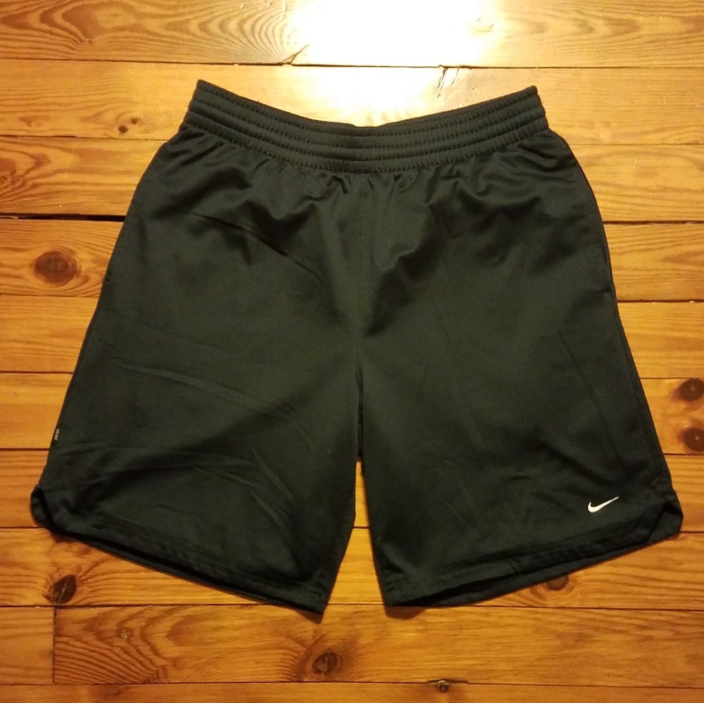 Nike Dri-Fit men's athletic shorts M